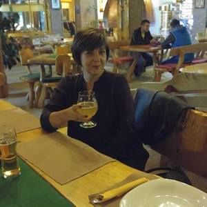 Meet your Posher, Lana